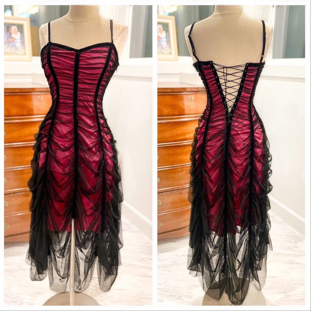 Vintage Betsey Johnson New York Vampy dress circa 2002 sz 6 women’s